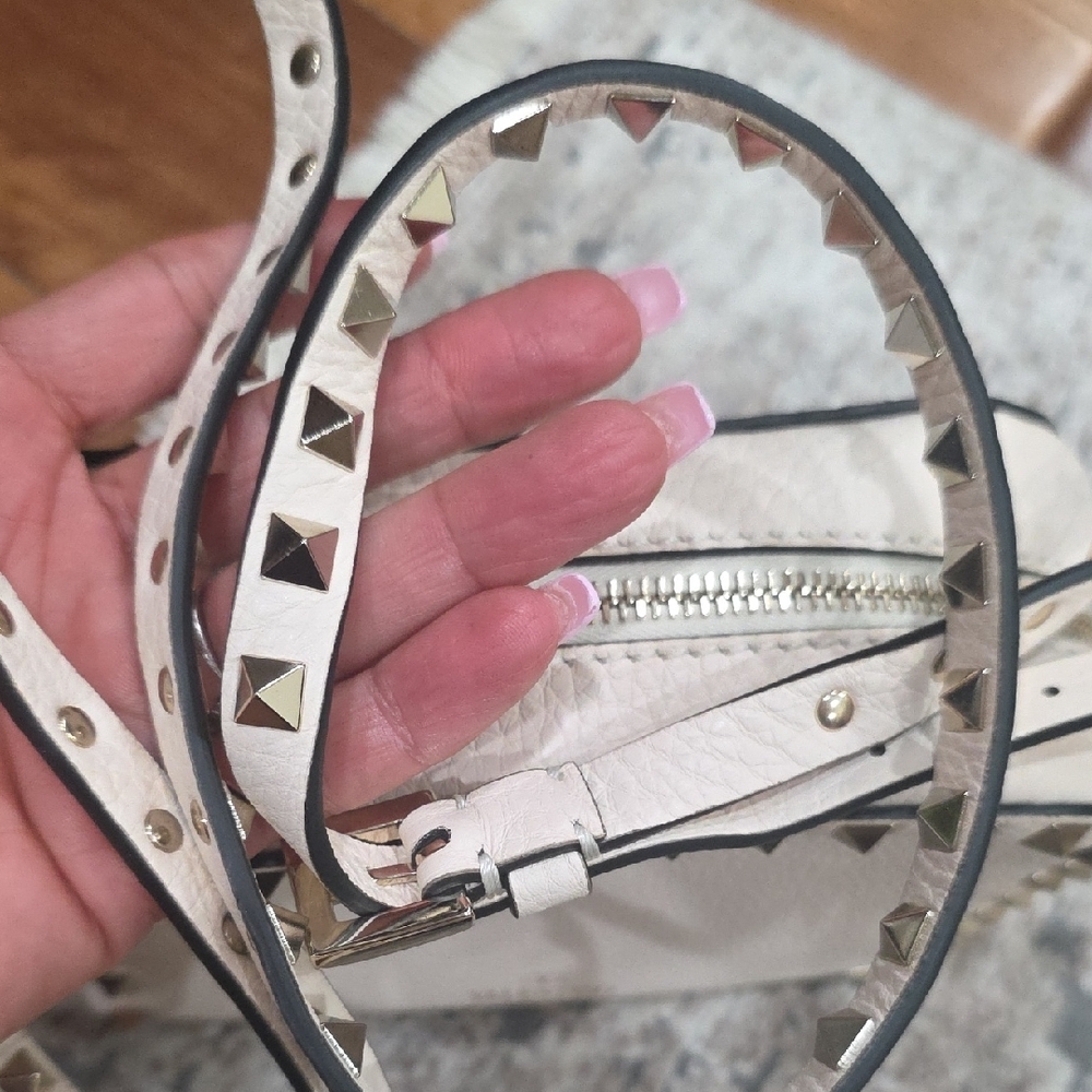 Valentino Garavani Cream Studded Crossbody Bag - Picture 4 of 11